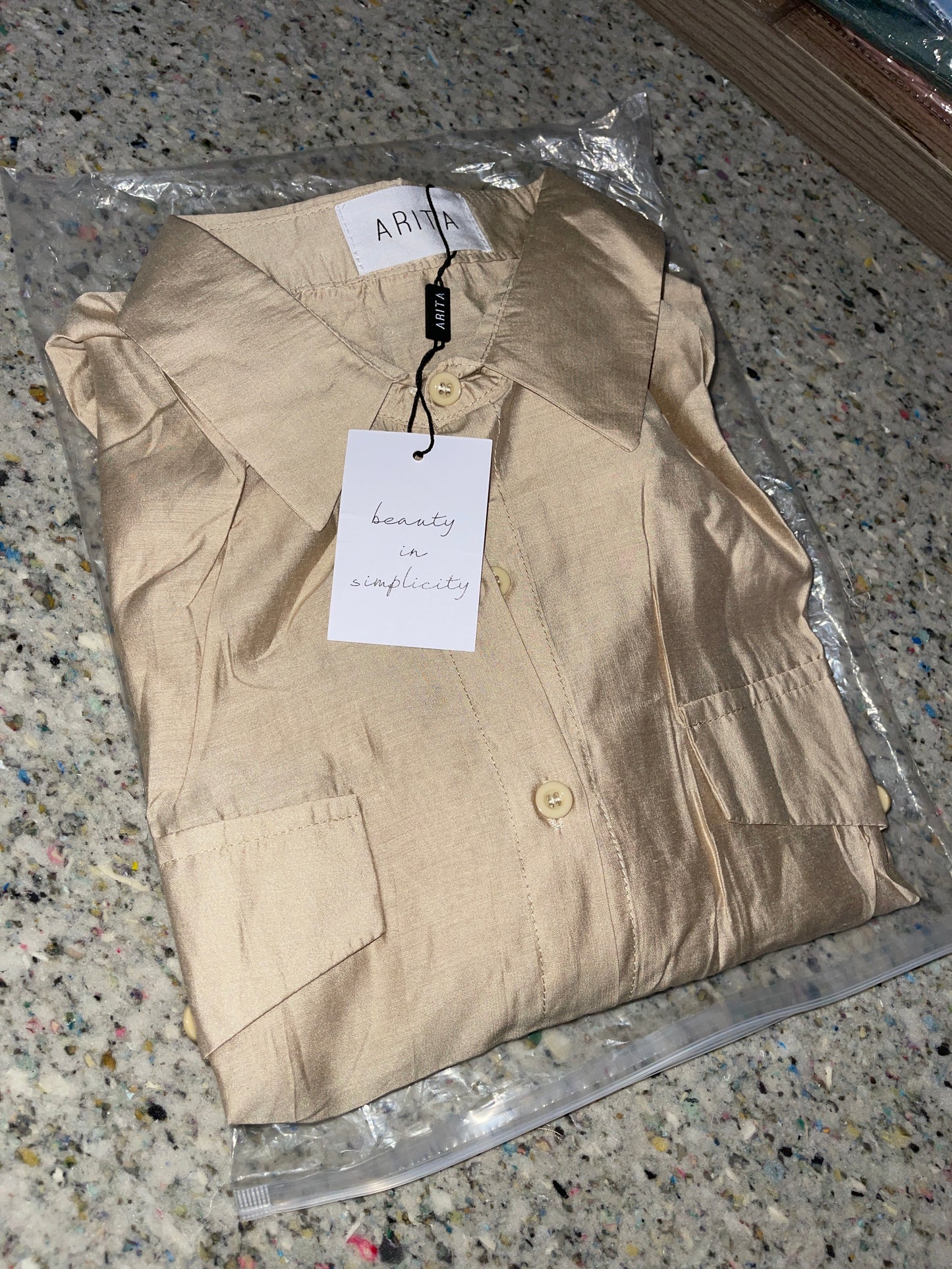 ARITA BUTTON-UP 6029