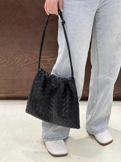 Elegant Retro Luxury Handbag in First Layer Cowhide