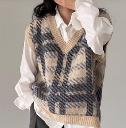 Women's Fashion Knitted Vest - Loose Fit V-Neck Top