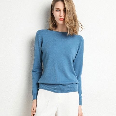 Women's Knitted Round Neck Sweater Top