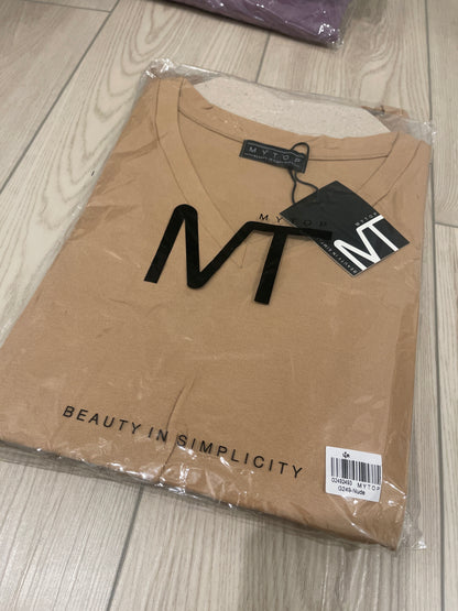 MY TOP V-neck