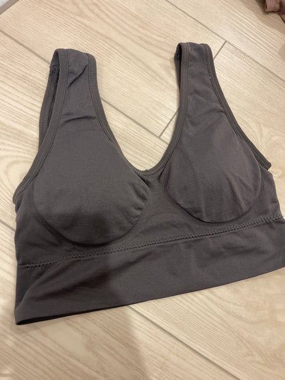 BRA Top 015