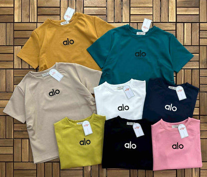 CHILLIN DAY Embroidered Top