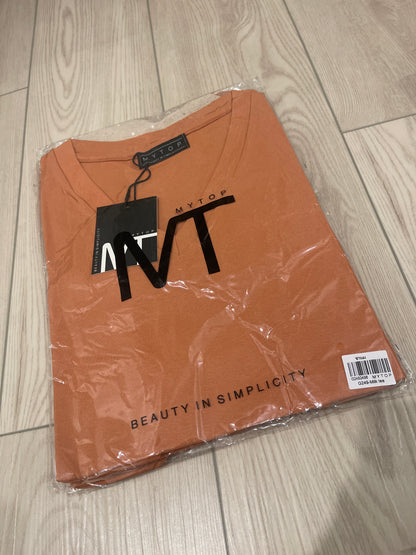MY TOP V-neck