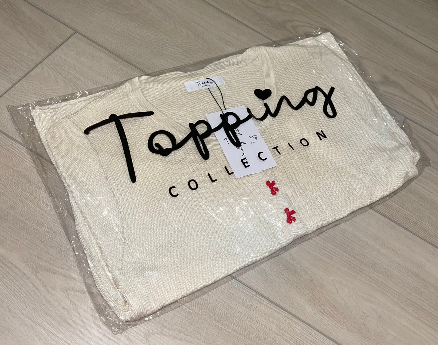 TOPPING Top Ribbon Buttons