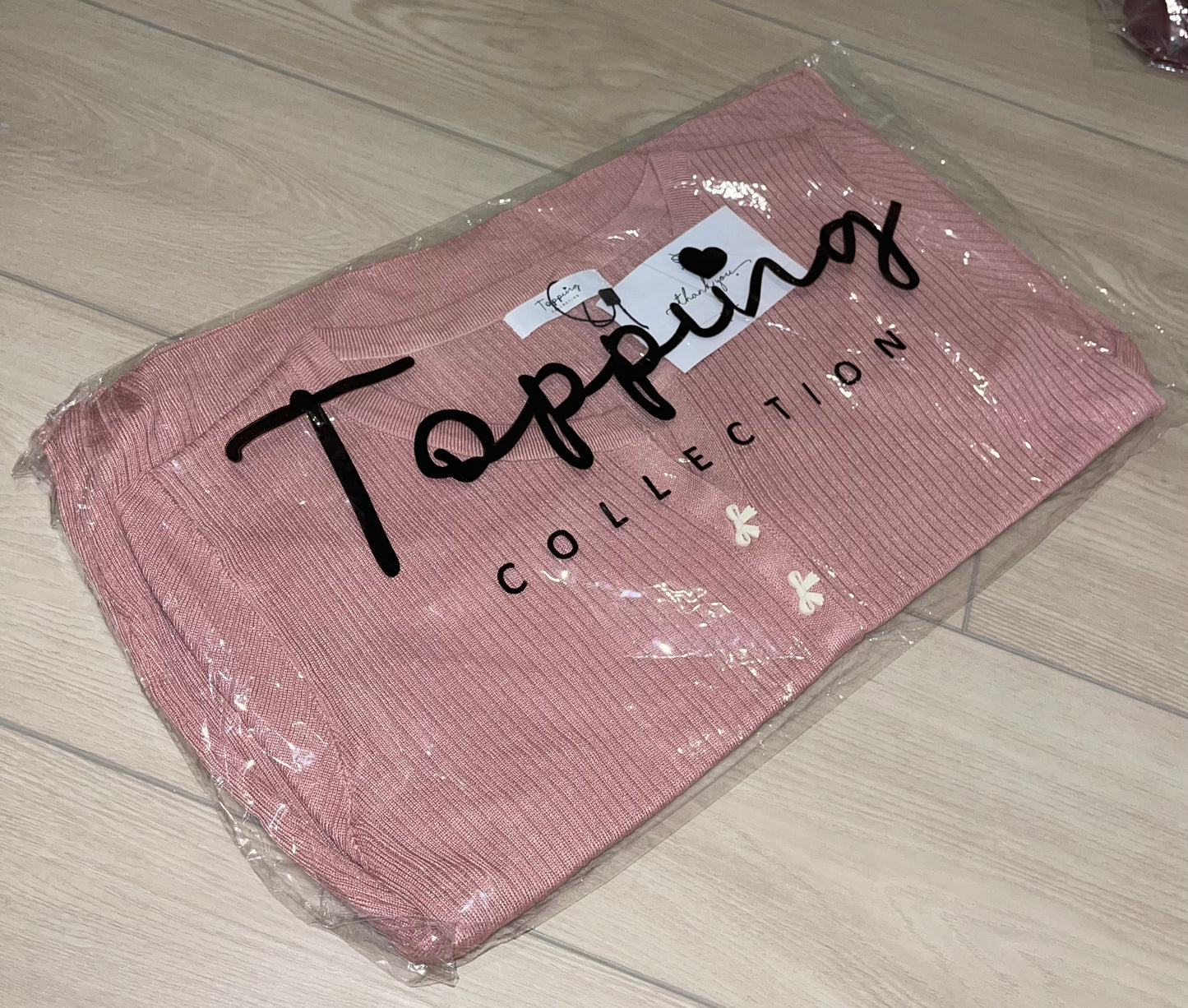 TOPPING Top Ribbon Buttons