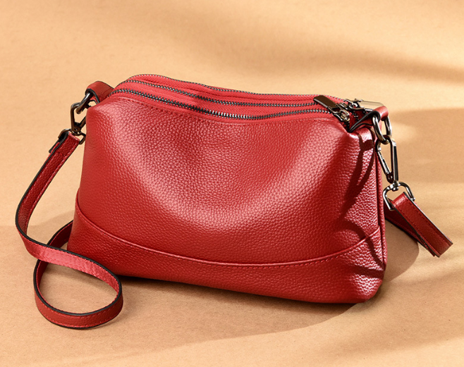 Versatile Women's Retro Motorcycle Handbag & Shoulder Bag
