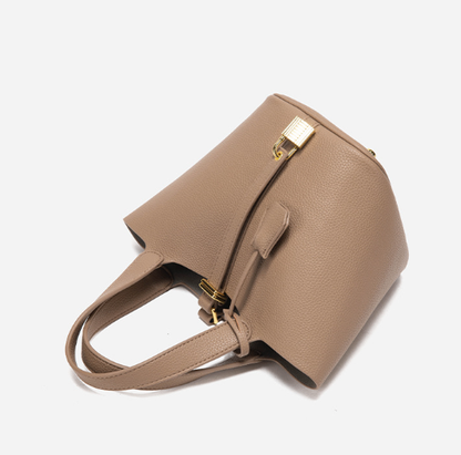 Women's Fashion Temperament Large Capacity Shoulder Bag